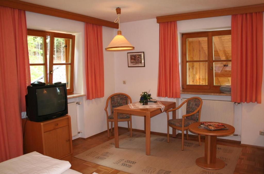 Ferienhaus Am Roemerweg Klais Bilik gambar
