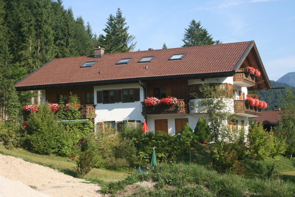Ferienhaus Am Roemerweg Klais Luaran gambar